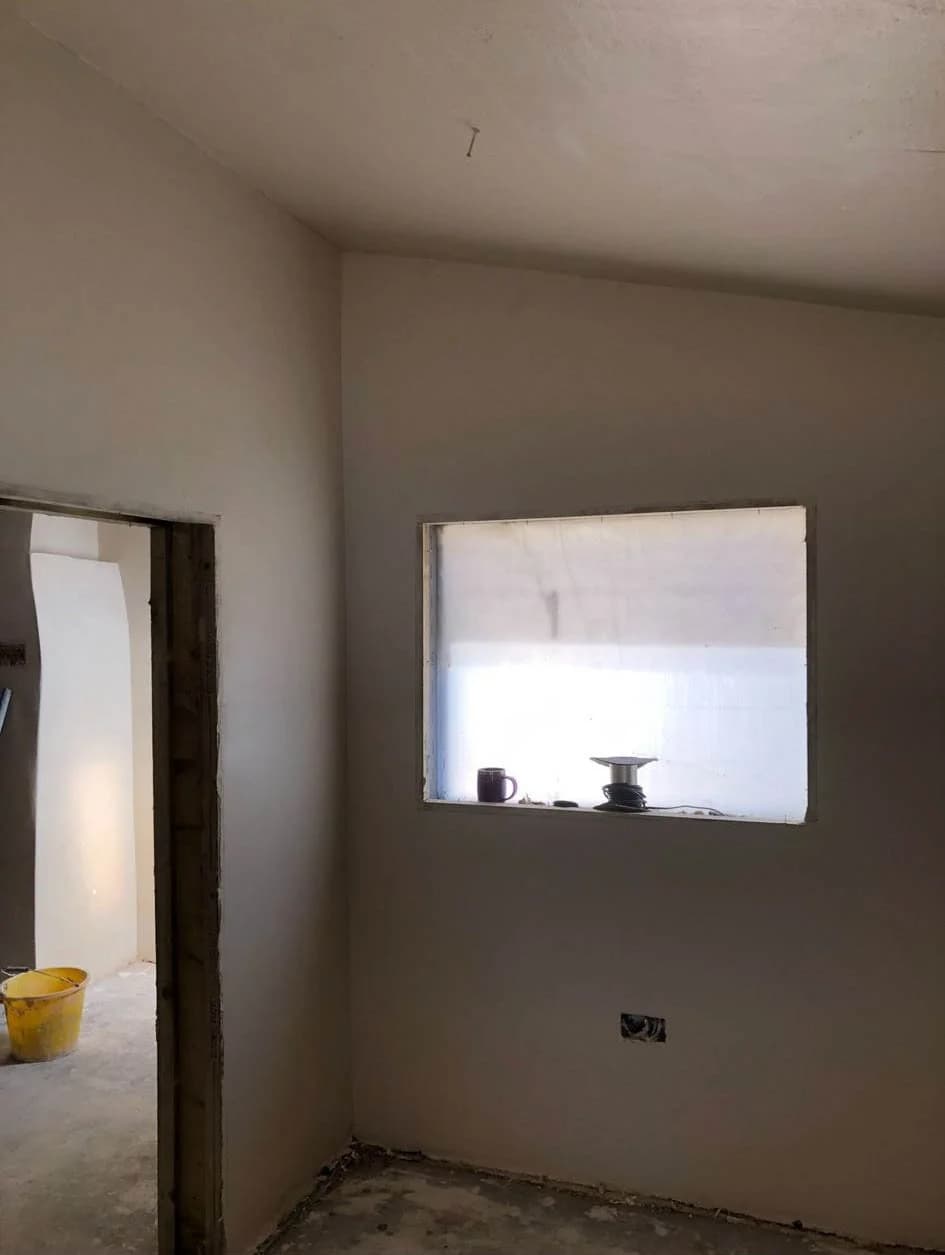 Internal lime plastering - Image 9