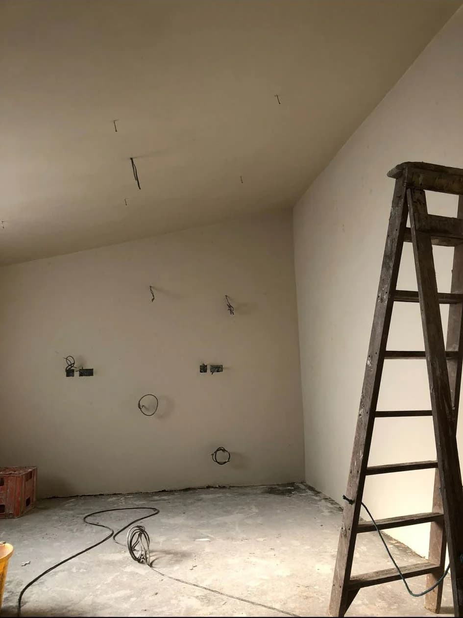 Internal lime plastering - Image 10