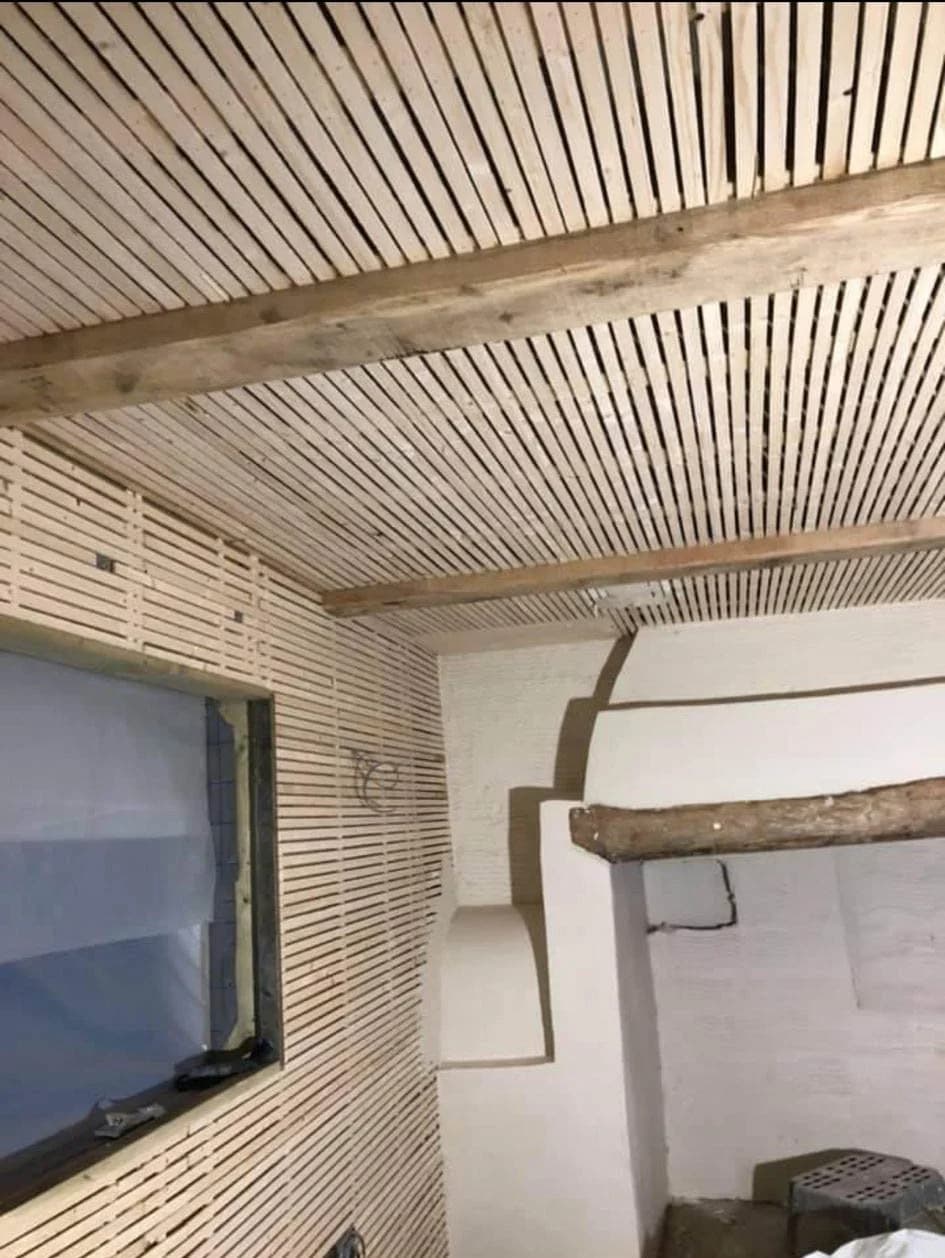 Internal lime plastering - Image 23