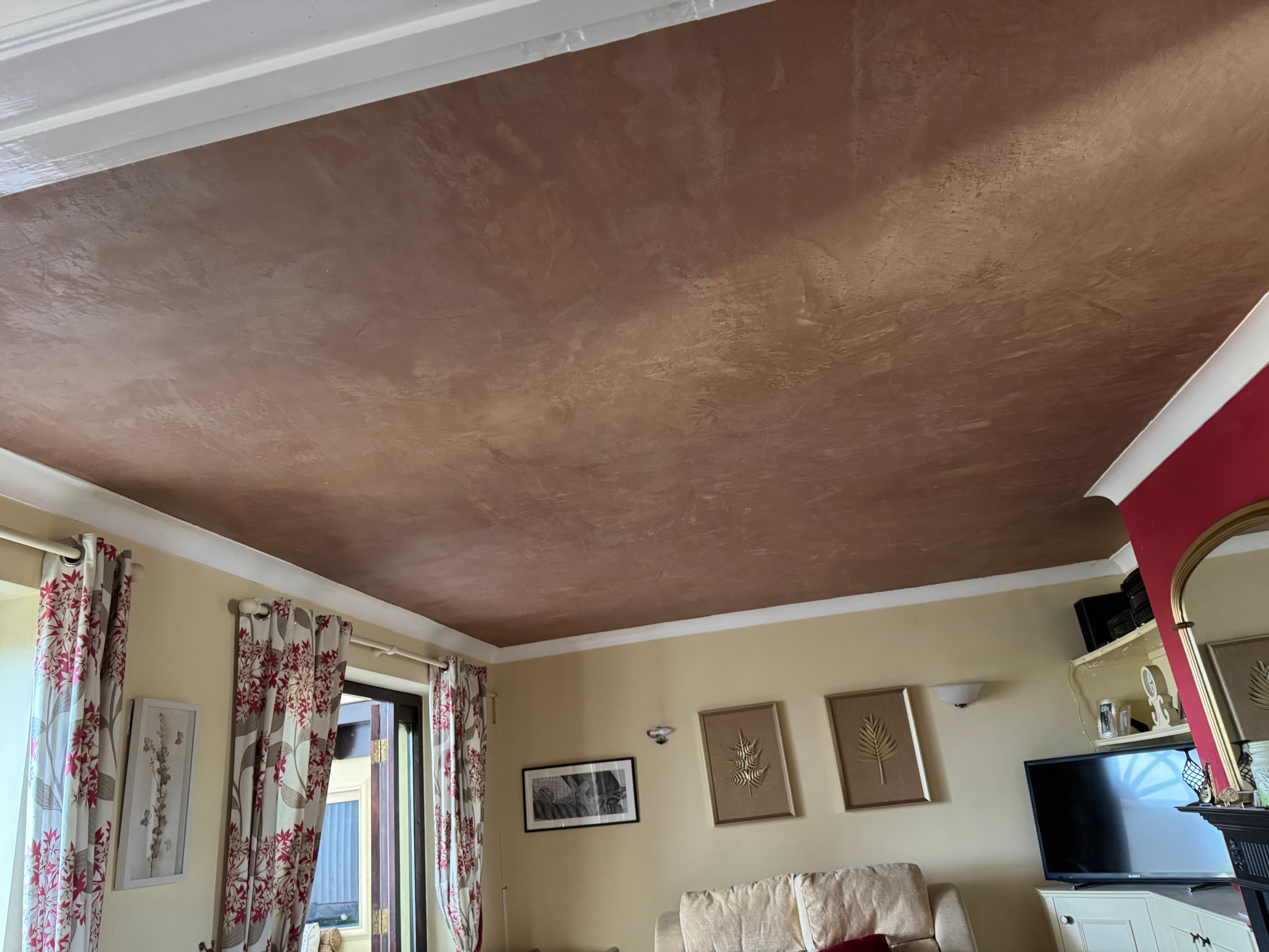 Skimming walls and ceilings - Image 8