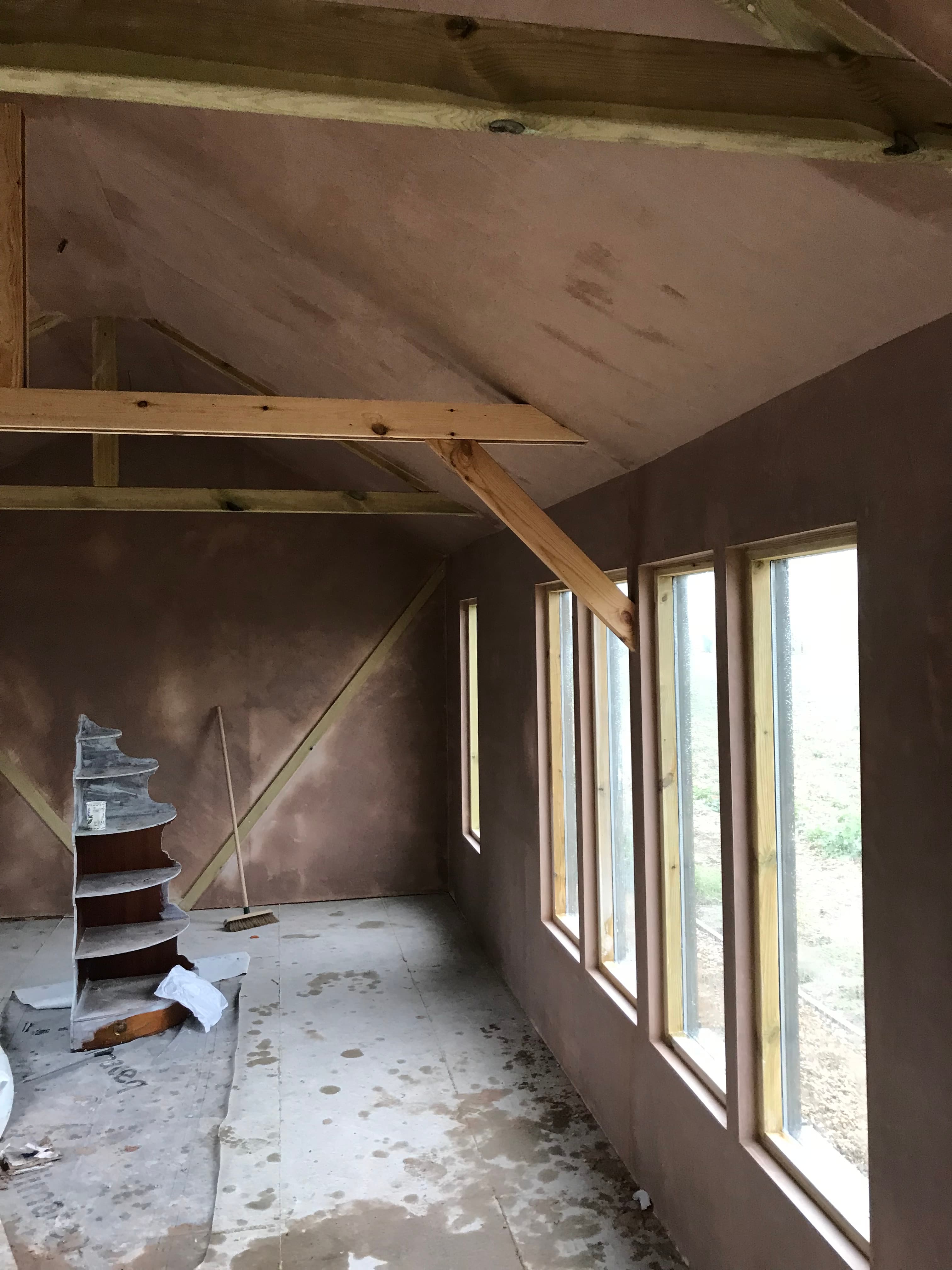 Skimming walls and ceilings - Image 29