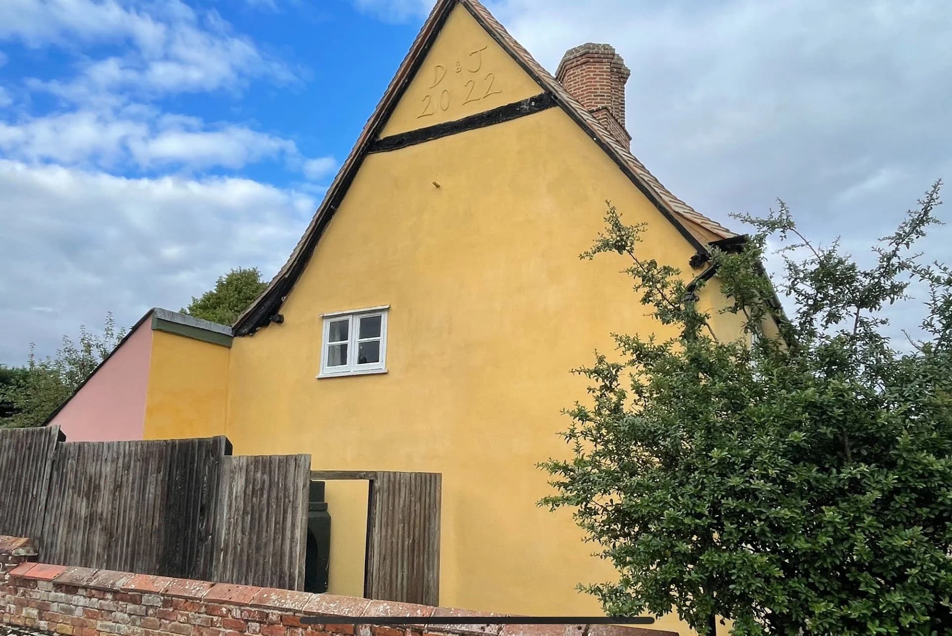 External Lime Plastering and Pargetting - Image 2