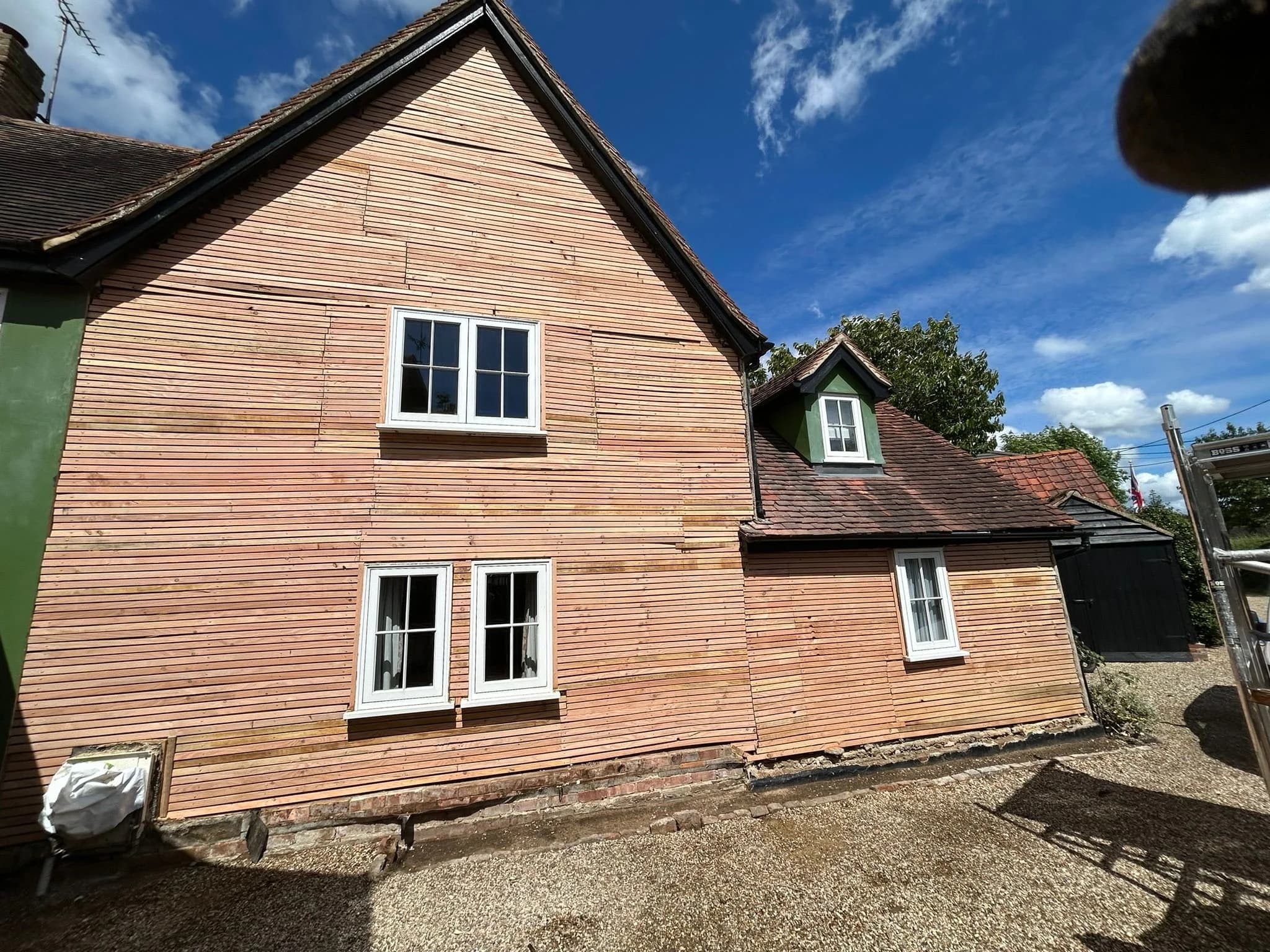 External Lime Plastering and Pargetting - Image 7