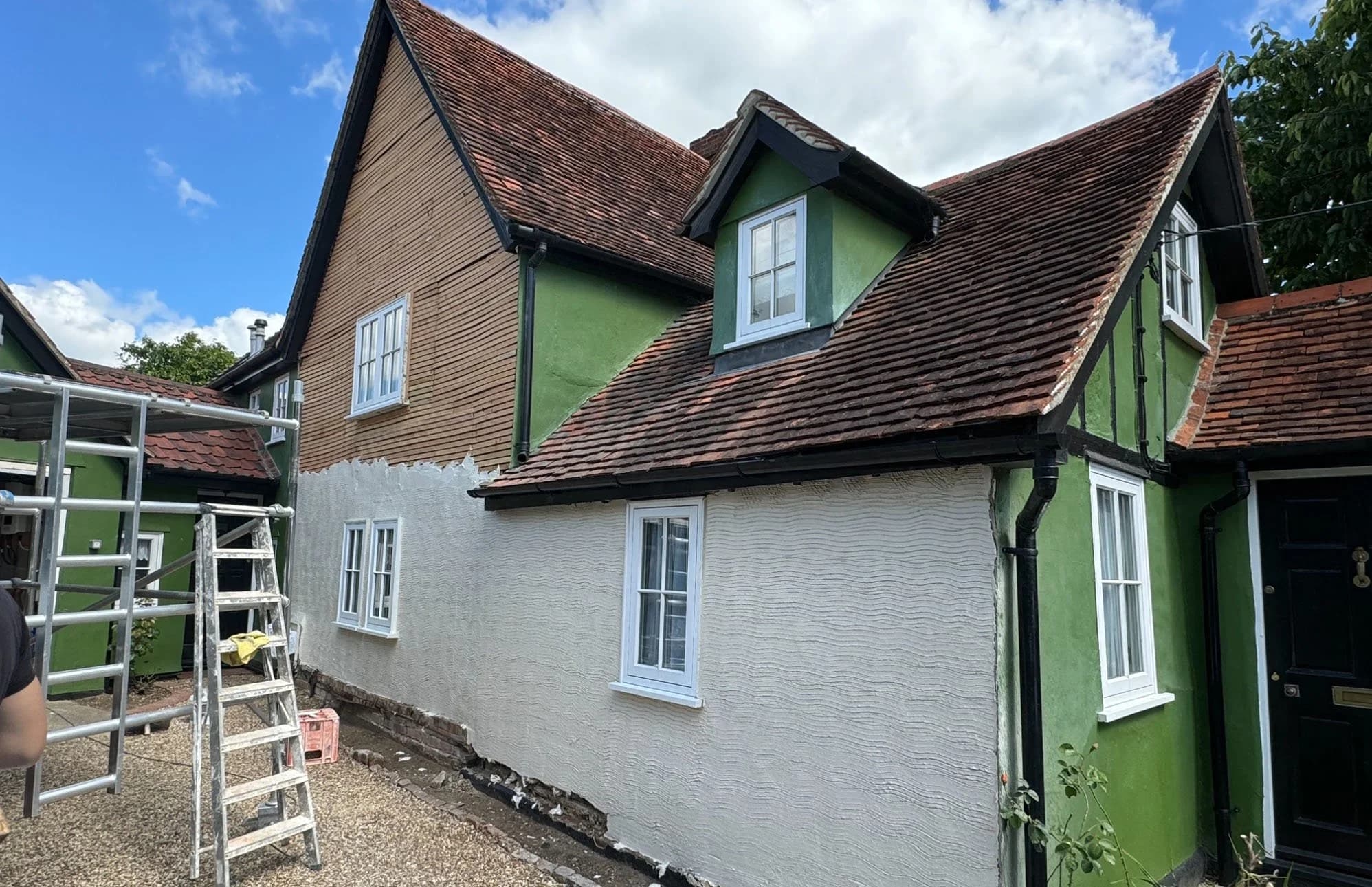 External Lime Plastering and Pargetting - Image 8
