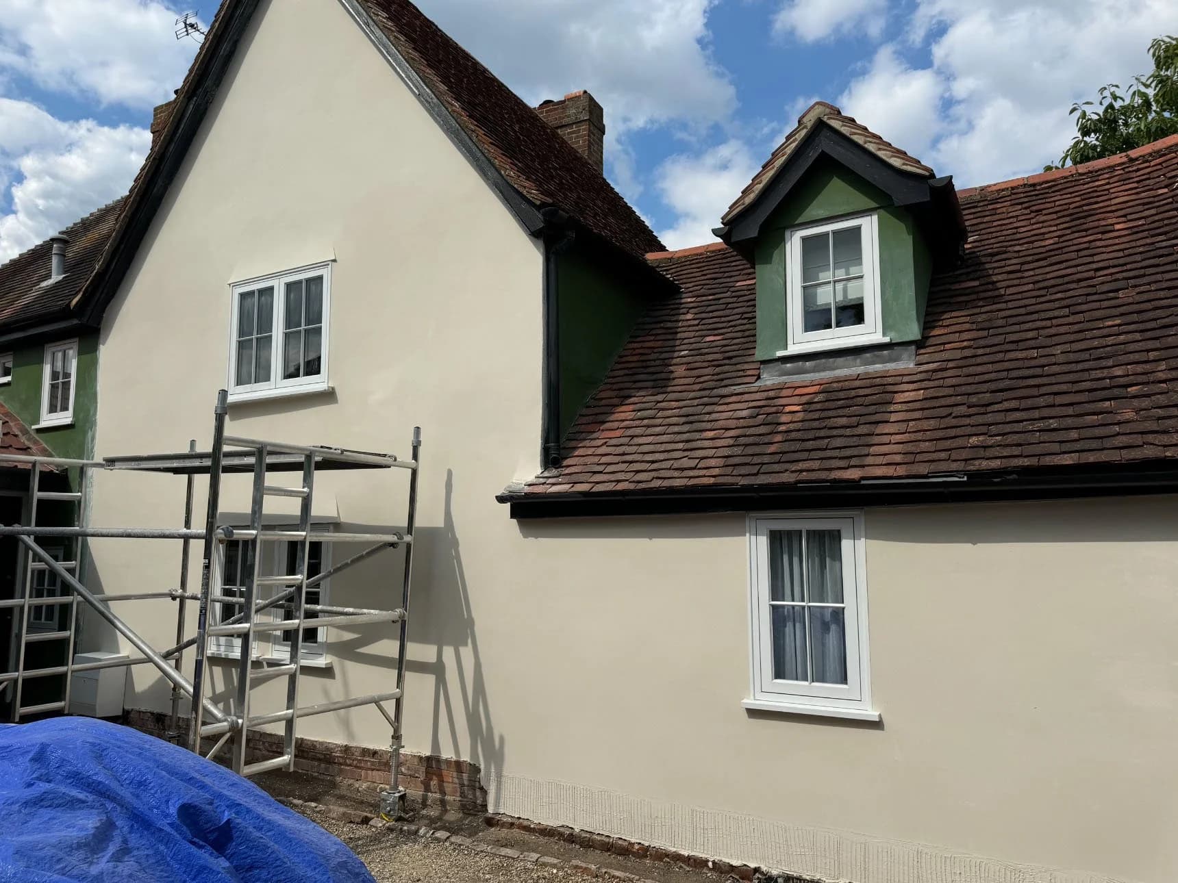 External Lime Plastering and Pargetting - Image 9